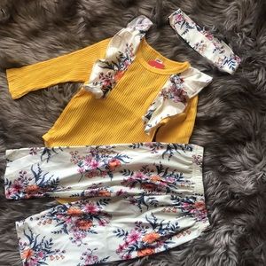 ‼️SALE‼️ 3-piece set floral outfit